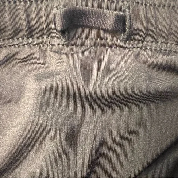 Athleta Altitude Pant in Polartec power stretch Black Size Large - Picture 9 of 14